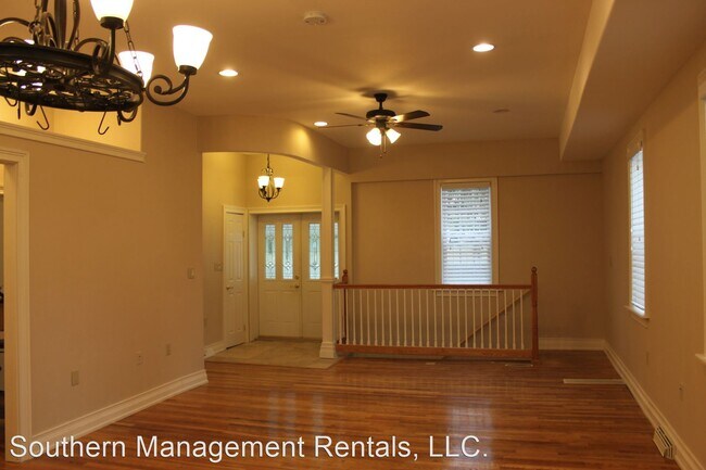 Building Photo - 3 br, 2.5 bath House - 1793 Valley Rd