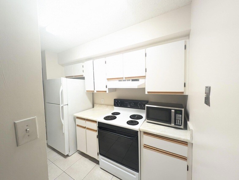 520 S Park Rd Unit 3512, Hollywood, FL 33021 Condo for Rent in