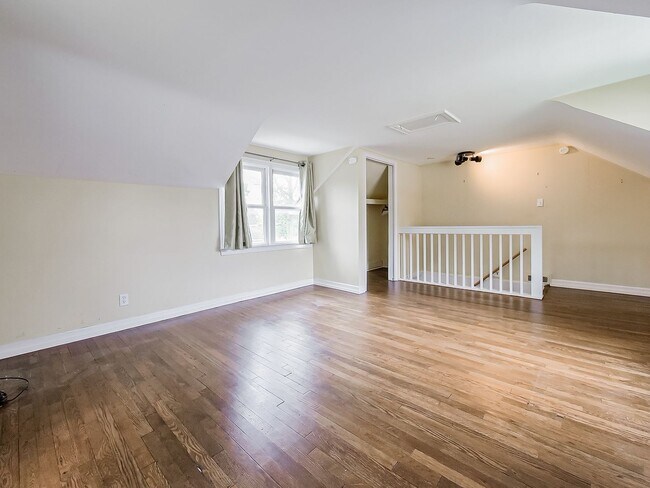 Foto del edificio - Welcome to this beautiful 1 bedroom, 1 bat...