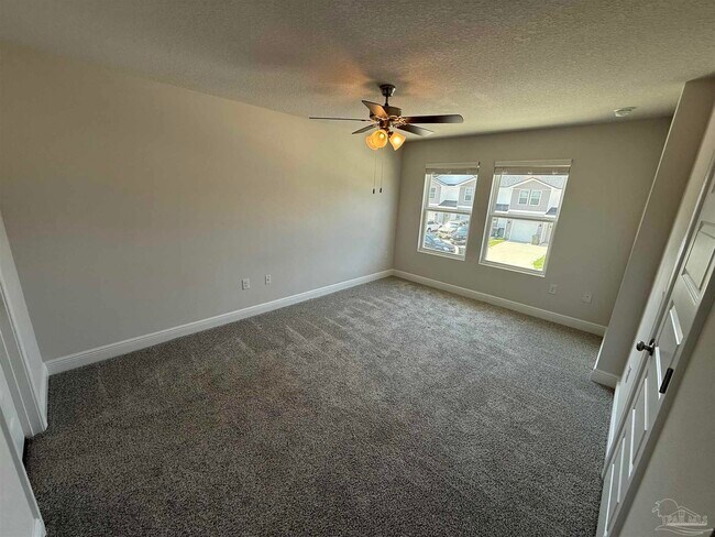 Building Photo - 9052 Golden Eye Dr