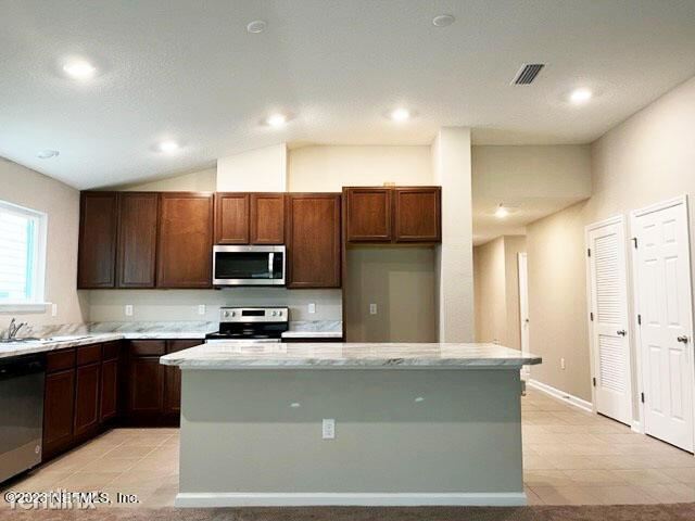 Foto del edificio - 4 br, 2 bath House - 11018 i Stapleton Dr