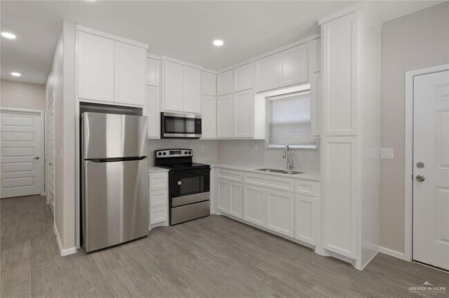 Foto del edificio - 11 S Alamo Rd