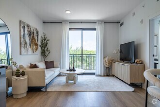 A1 1BR, 1BA - 670SF - Living Room - Aventura Quattro