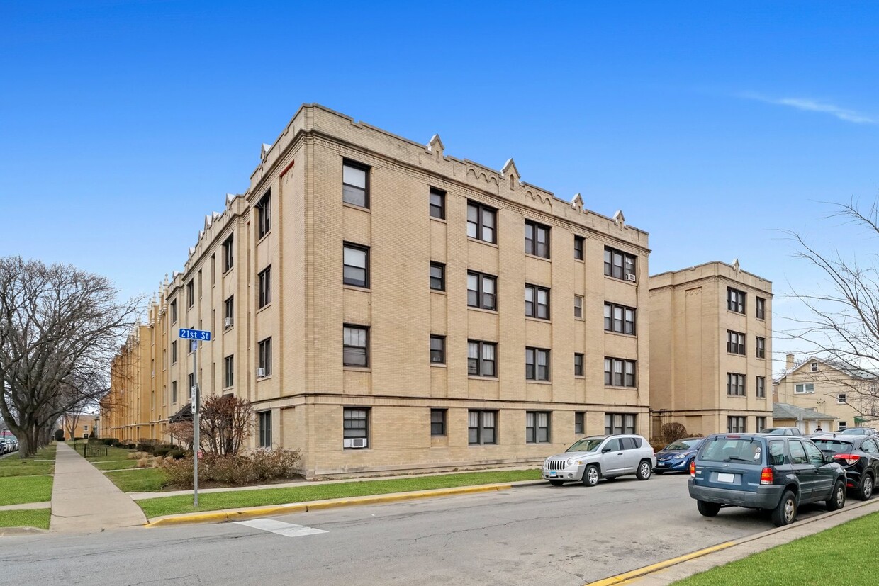 6817 21st St Unit 5B, Berwyn, IL 60402 Condo for Rent in Berwyn, IL