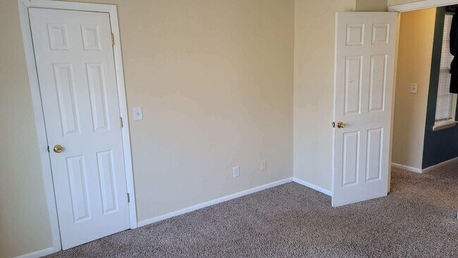 Foto del edificio - 861 S Uravan Ct