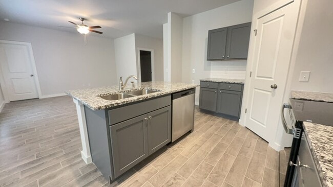 Photo - Beautiful 3 Bedroom, 2 Bathroom on a 1.91 Acre Lot in Ridge Creek Addition! House