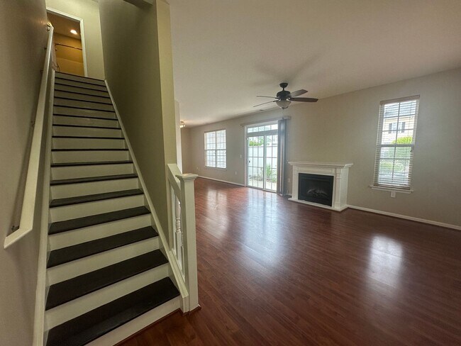 Foto del edificio - Beautiful townhouse style condo in Ridgely...