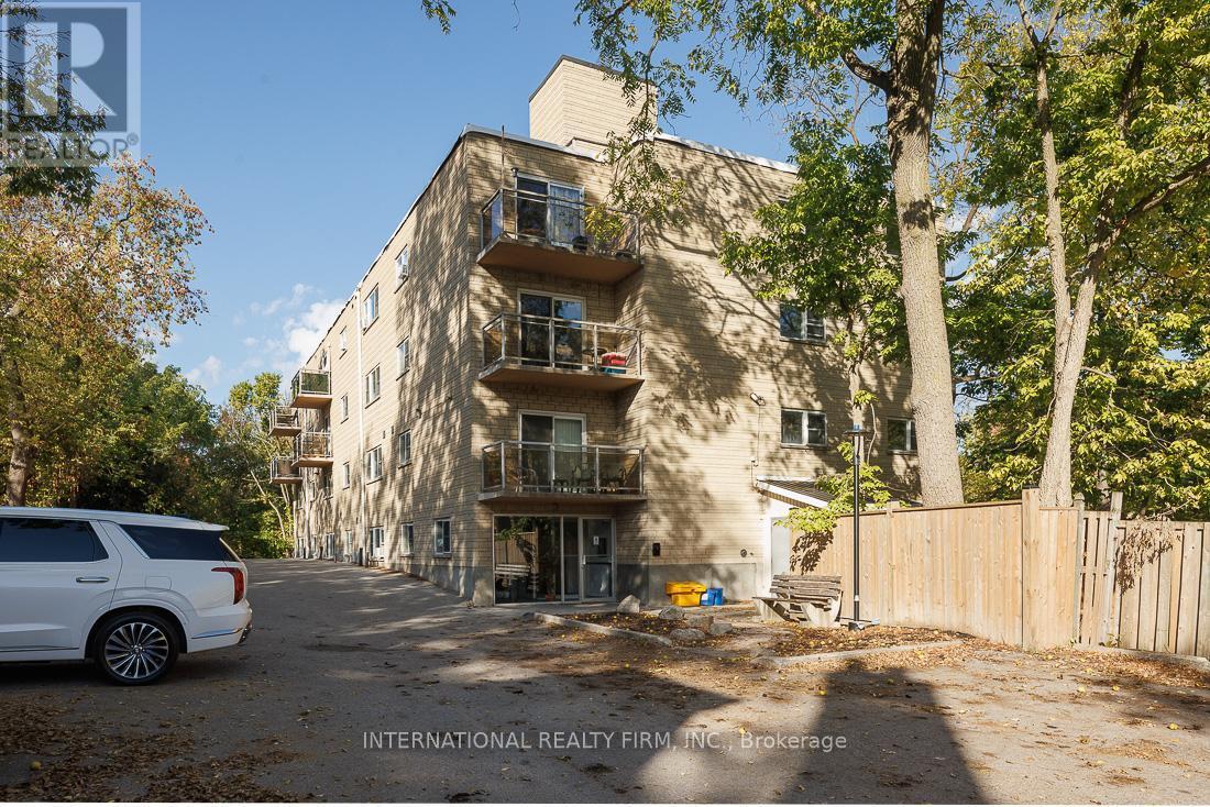 Primary Photo - 93 High St