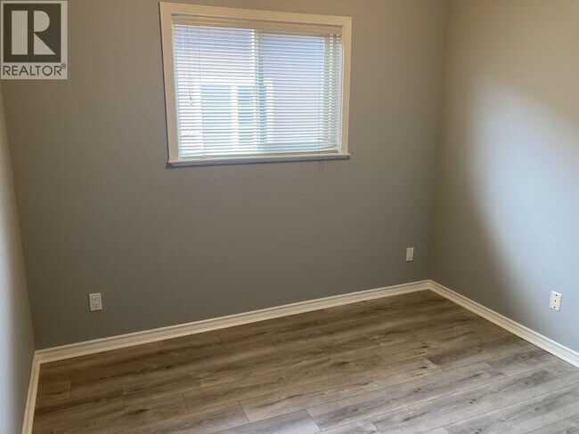 Photo du bâtiment - 2956 E 16th Ave