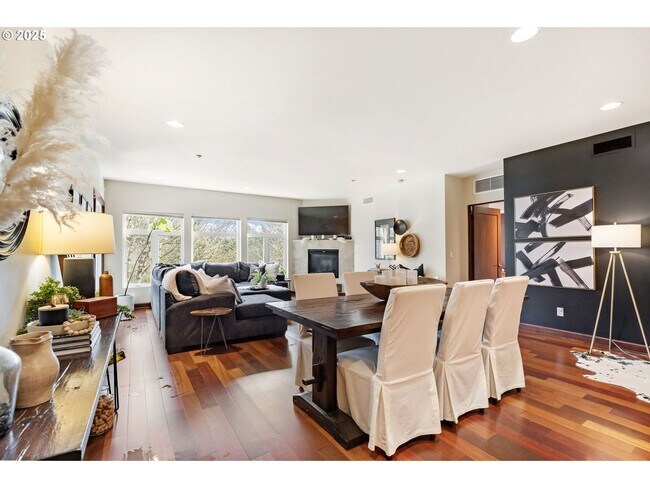 Building Photo - Elegant 2-Bedroom Home with Open Living Sp...
