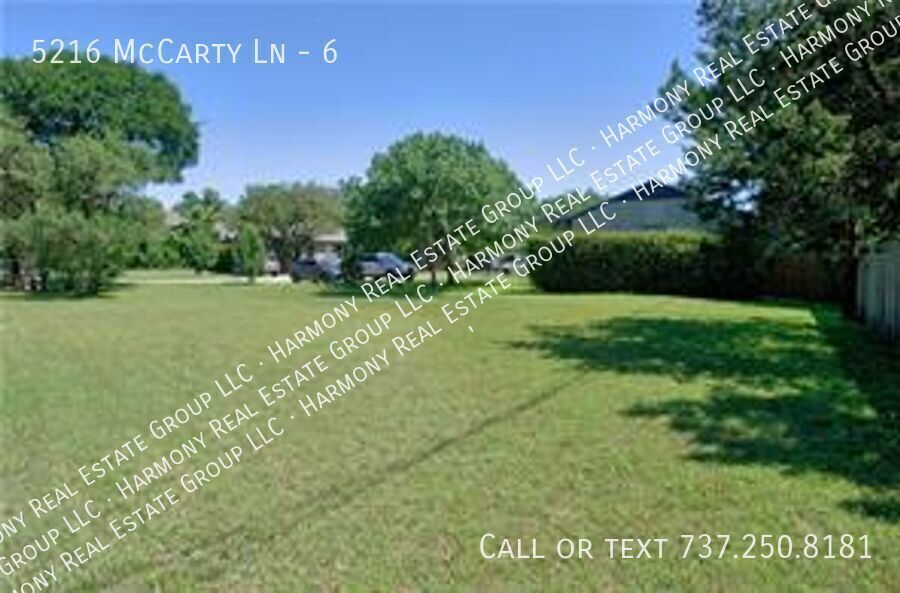 Foto del edificio - 5216 McCarty Ln
