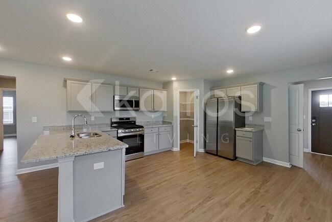 Foto del edificio - 657 June St