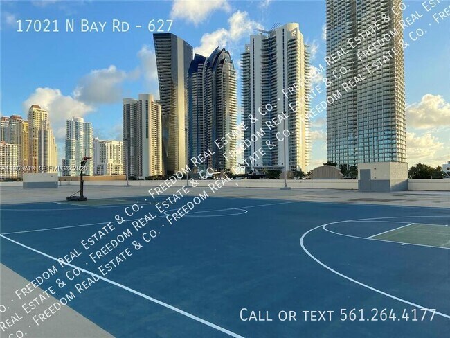 Building Photo - 17021 N Bay Rd