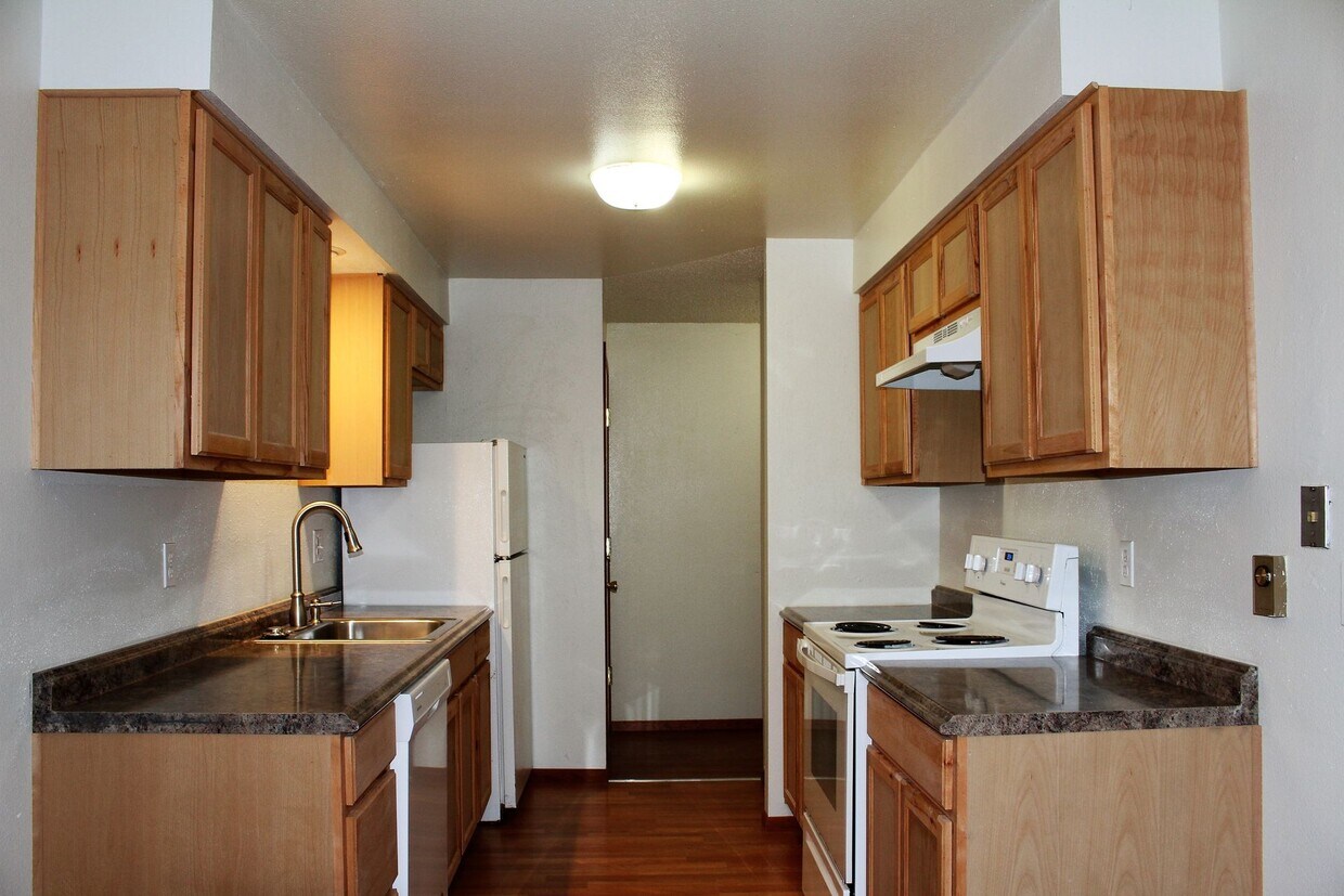 Foto principal - 1/2 OFF ONE MONTH'S RENT - 1 Bedroom in Be...