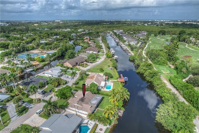 Building Photo - 2201 Longboat Dr