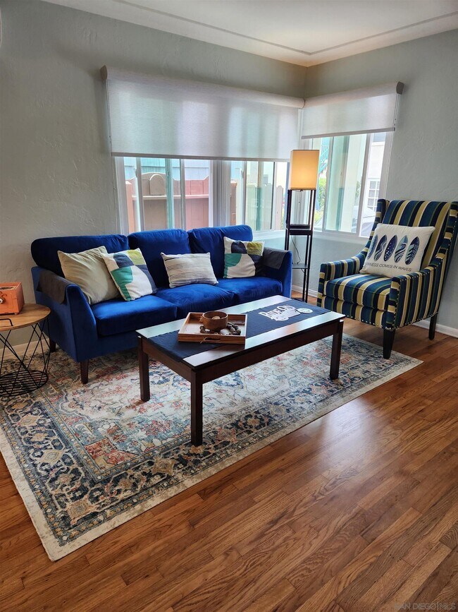 Foto del edificio - 720 Coronado Ct