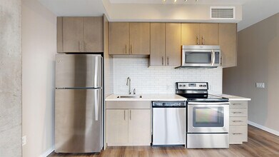 Interior Photo - Griffis Platform Union Station
