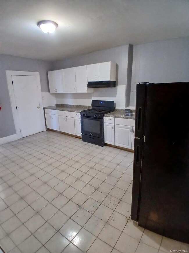 Foto del edificio - 40 Benkard Ave