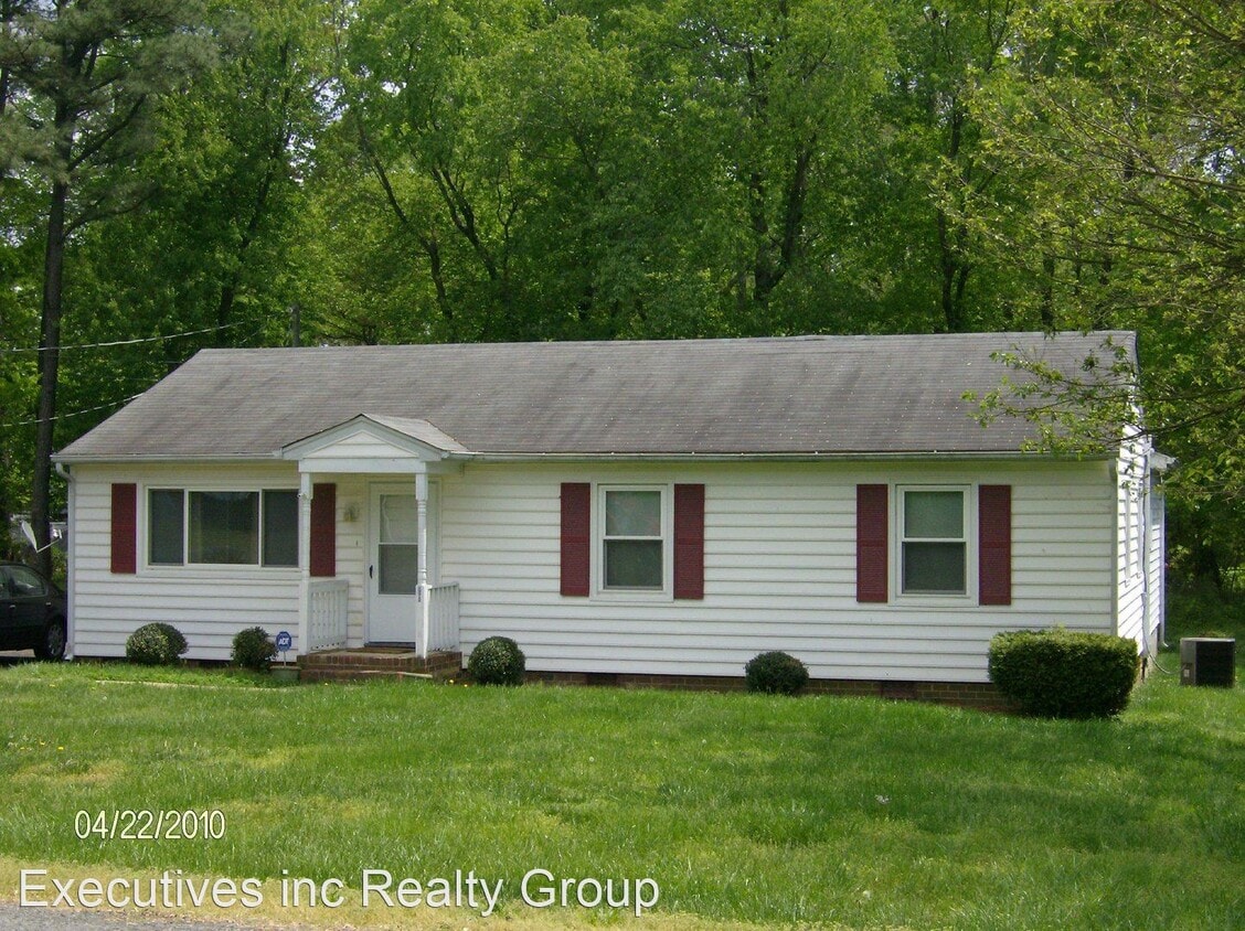 Primary Photo - 4 br, 2.5 bath House - 6015 Seaman Road