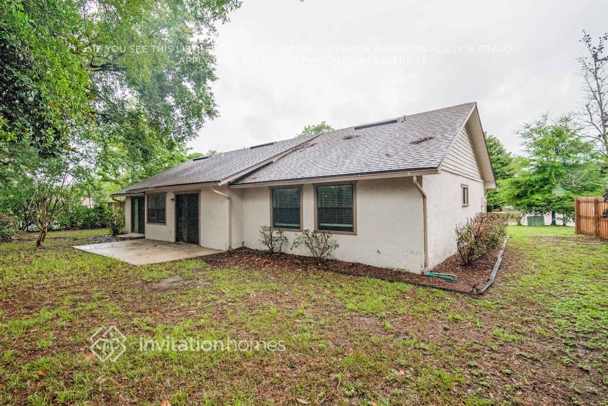 Building Photo - 11265 Irish Moss Dr