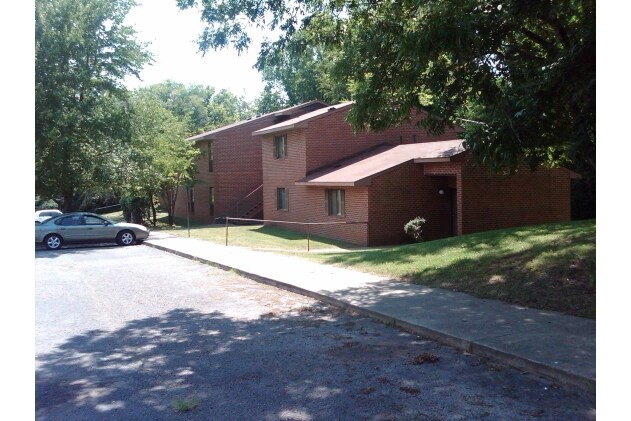 Foto del edificio - Oak Hill Village II