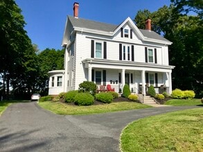 Building Photo - 37 Mill St