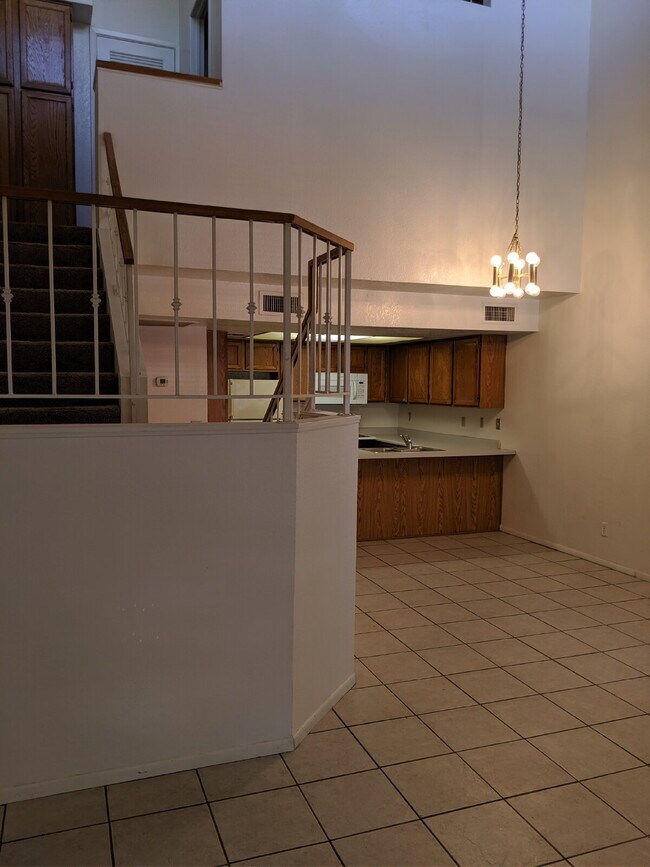 Foto del edificio - 3 Bedroom 2 Bathroom in Tempe! $1899 a month!