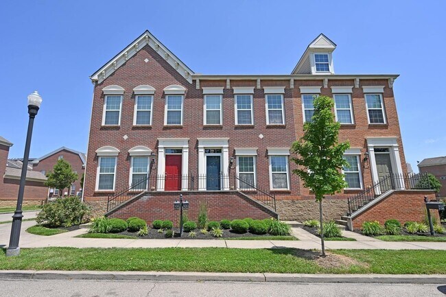 Building Photo - 1422 Laurel Park Dr