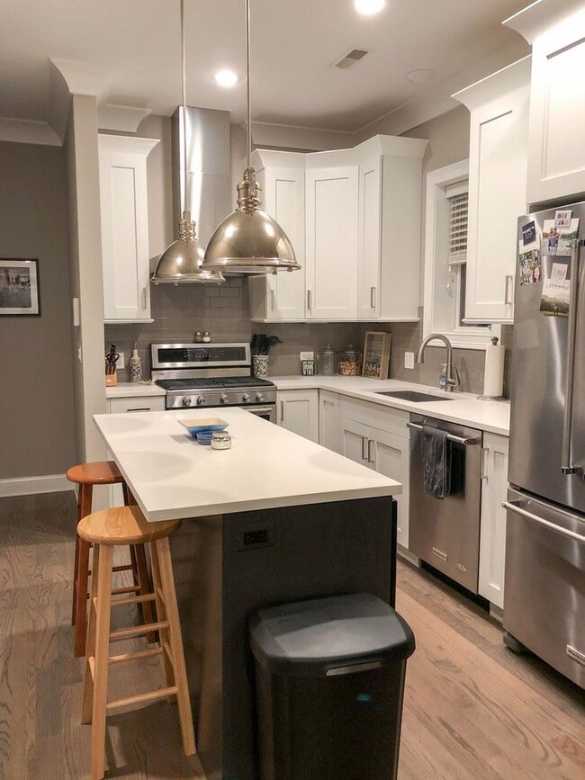 Photo - 878 W Lill Ave Apartment