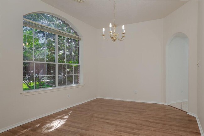 Building Photo - 143 S Abram Cir