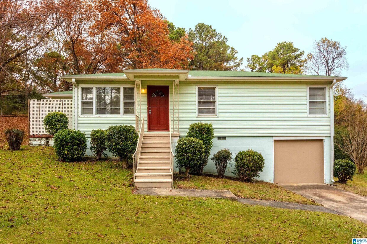 124 26th Ave NW, Center Point, AL 35215 House Rental in Center Point