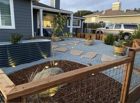 Building Photo - 207 Arroyo Dr