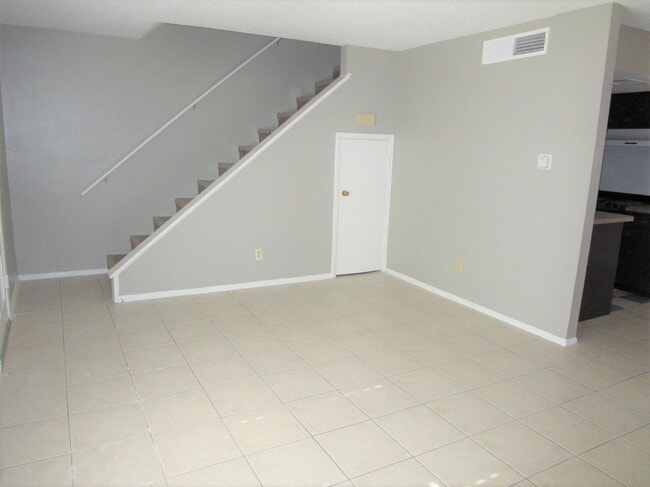Building Photo - 9423 Turrentine Dr