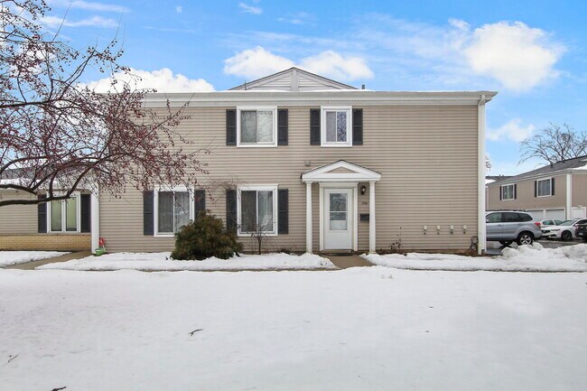 Foto del edificio - 1561 Quaker Ln