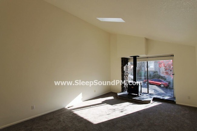 Foto del edificio - 3589 Spring Ln