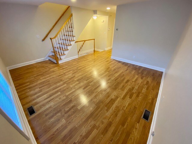 Building Photo - 355 Central Park Ave