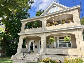 Building Photo - 3943 Elsmere Ave