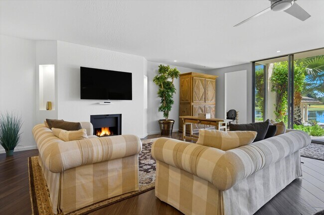 Foto del edificio - 900 Island Dr