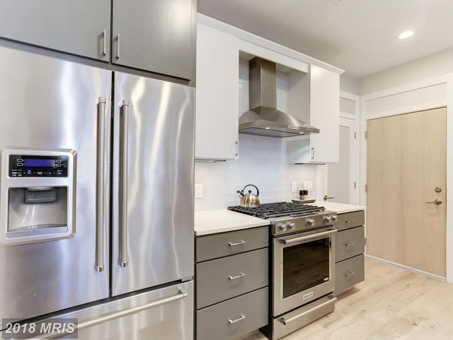 Foto del edificio - 3035 15th St NW