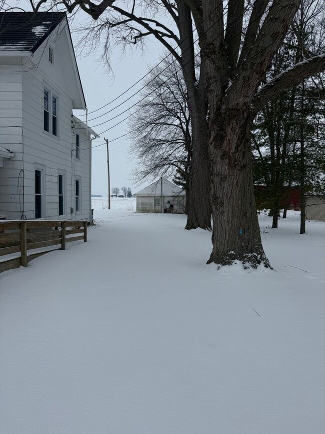 Foto del edificio - Newly Renovated! - 3 Bedroom, 2 Bathroom Home In Britton, Mi