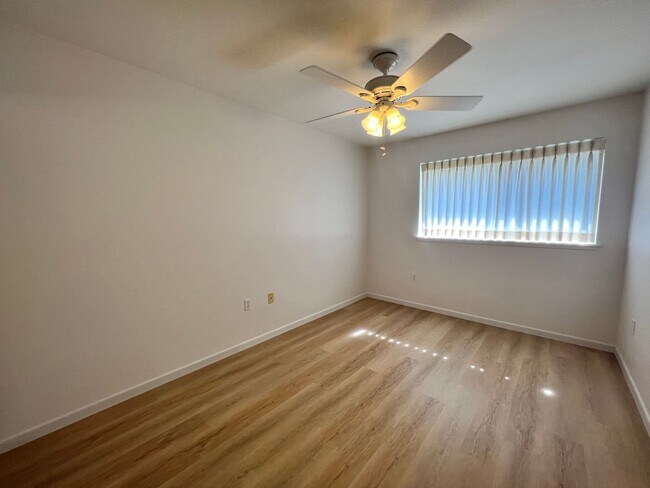 Building Photo - Havens of I'i Vista 2 bedroom 2 bath 2 par...