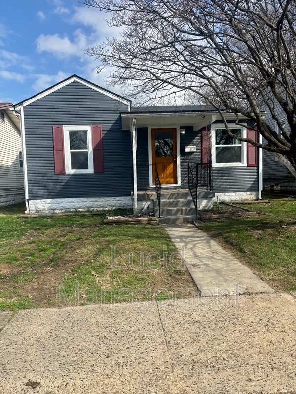 Building Photo - 3707 Powell Ave