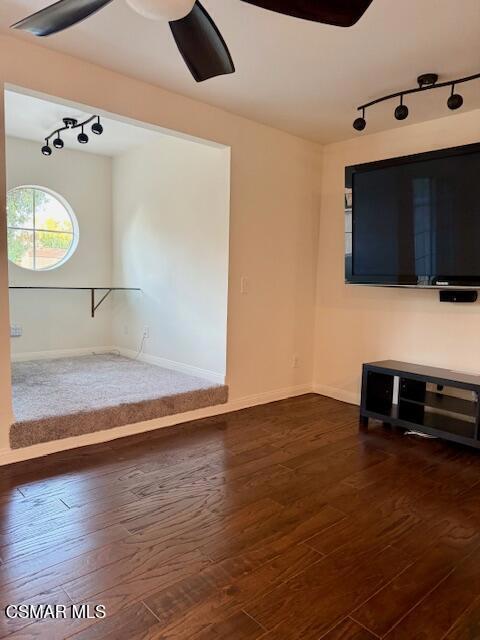 Building Photo - 23930 Arroyo Park Dr