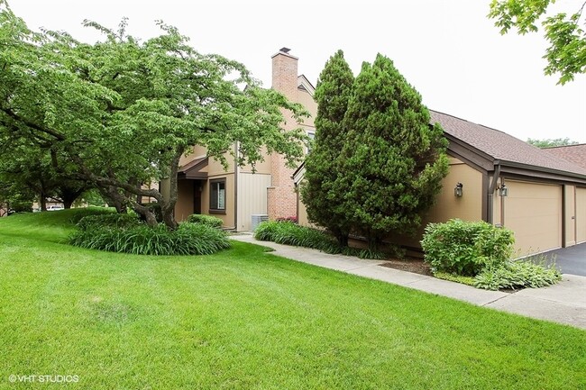 Building Photo - 1575 Anderson Ln