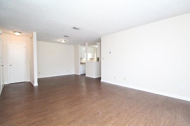 Building Photo - 5209 Charbar Dr