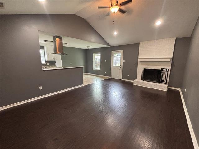 Foto del edificio - 619 Allencrest Dr