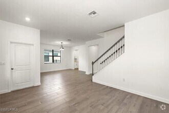 Building Photo - 11304 Canopy Loop