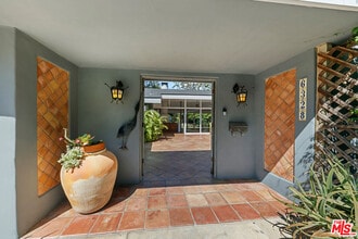Building Photo - 6328 Frondosa Dr