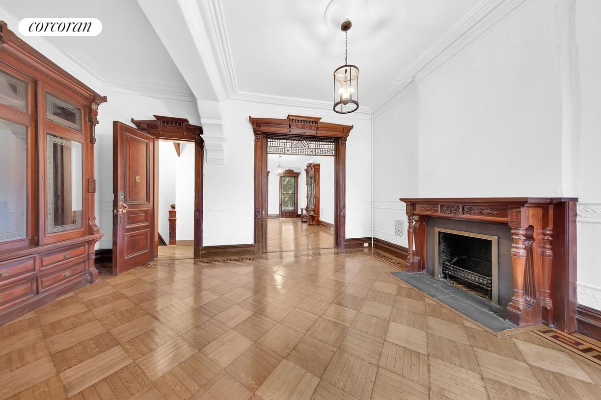 Foto principal - 209 Jefferson Ave