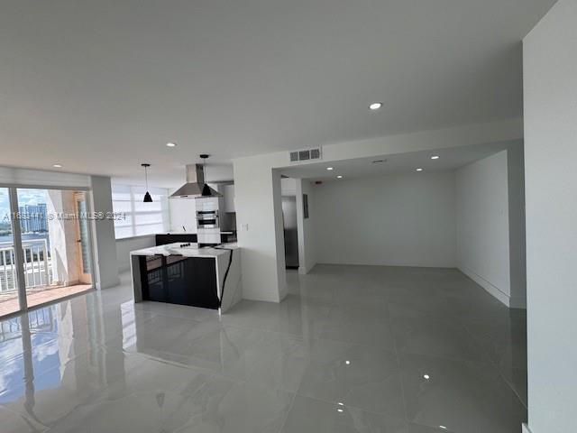 Building Photo - 2 bedroom in Aventura FL 33160